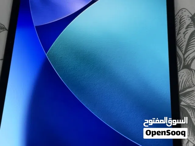 ايباد برو M5 شاشة 11انش 256 جيبي
