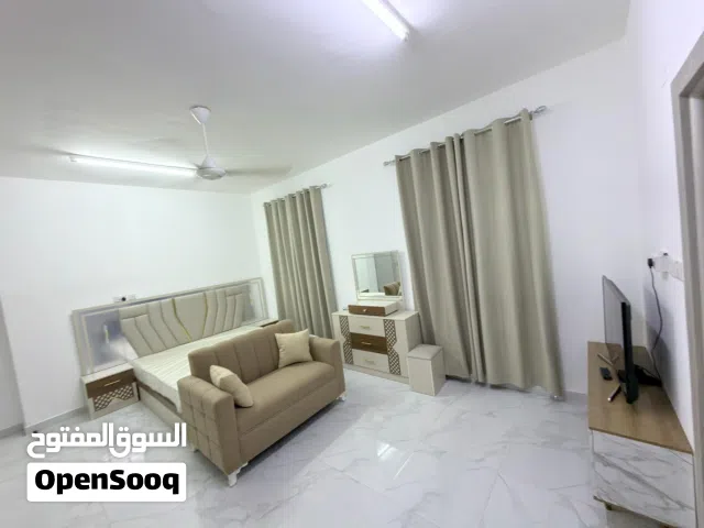 غرفه وحمام كبيره مفروشه فرش جديد بالكامل Large room and bathroom with furnished
