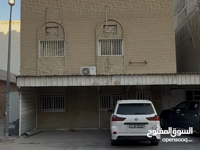 للبيع بيت العيون موقع مييز مدخول طيب