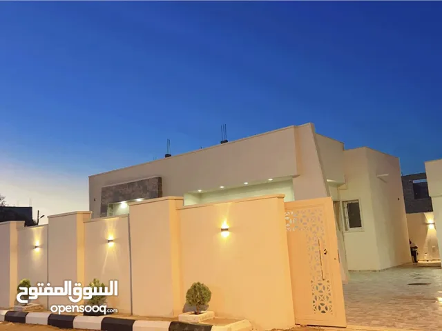 130 m2 2 Bedrooms Villa for Sale in Tripoli Tajura