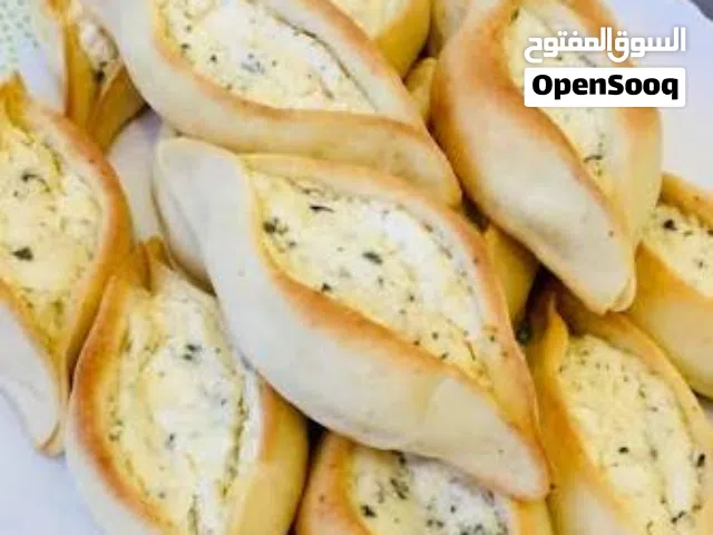 معلم معجنات ابحث عن شريك ممول بمبلغ 700 دينار معجنات وبيتزا بربح جيد جدا للممول للجادين التواصل