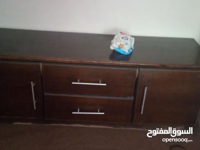 طاوله شاشه مستعمله للبيع خشب زان