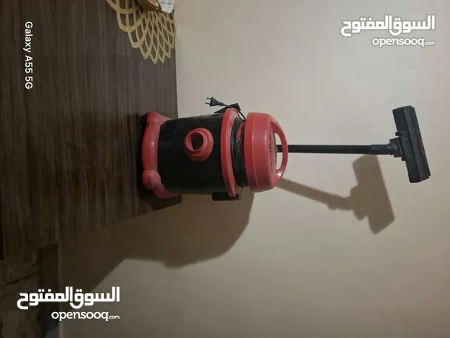 مكنسه كهربائيه النوع فانتوم 2700 وات.