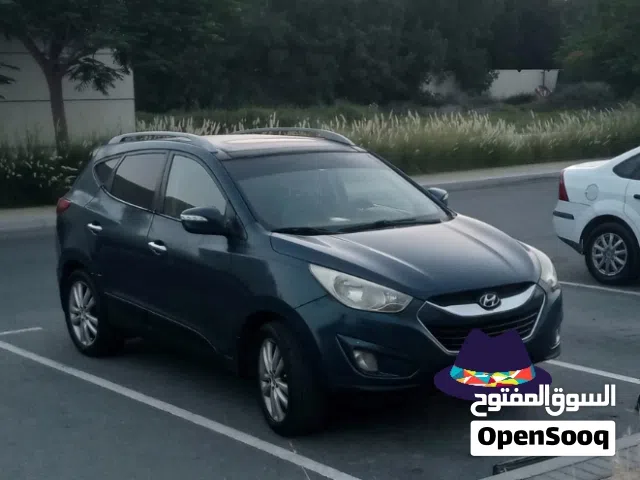 2014 هيونداي توسان Limited