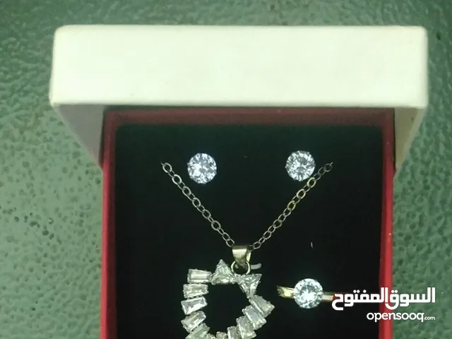 مجوهرات لميس (حلقتين، خاتم، سنسال)