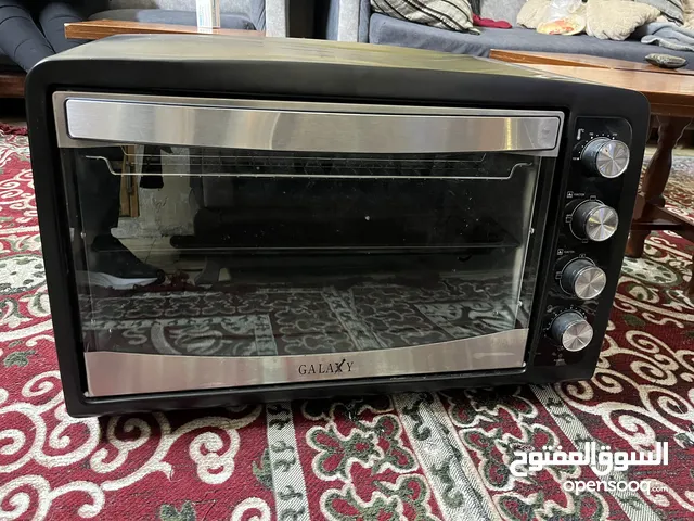 فرن كهربائي شبه جديد 600 شيكل