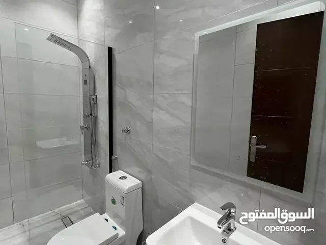 224 m2 5 Bedrooms Apartments for Rent in Al Madinah Mudhainib