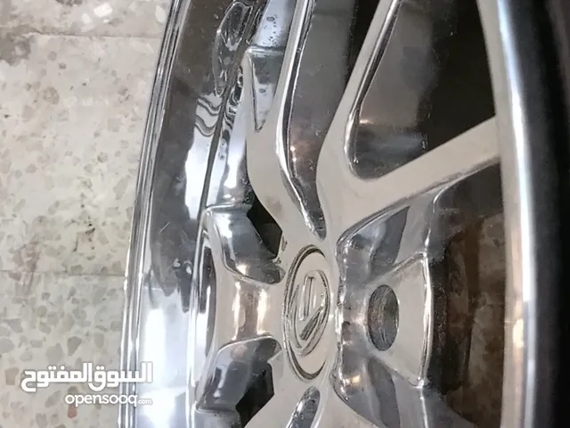 Other 18 Tyre & Rim in Al Sharqiya