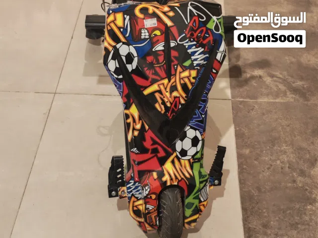 سكوتر كهربائي درفت بقوة 36 فولت الحجم الكبير شغال 100٪ اضاءة بلوتوث شاحن ومفتاحين Scooter