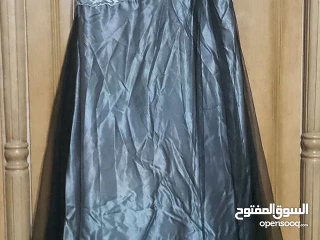 فستان سهره ثلاث ارباع كم او ردن