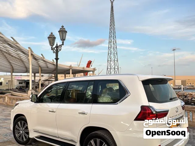 لكزس فورويل