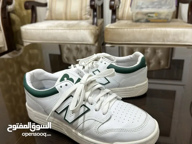 40 Sport Shoes in Amman