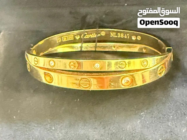 اساور كارتيير ومحبس كرتير