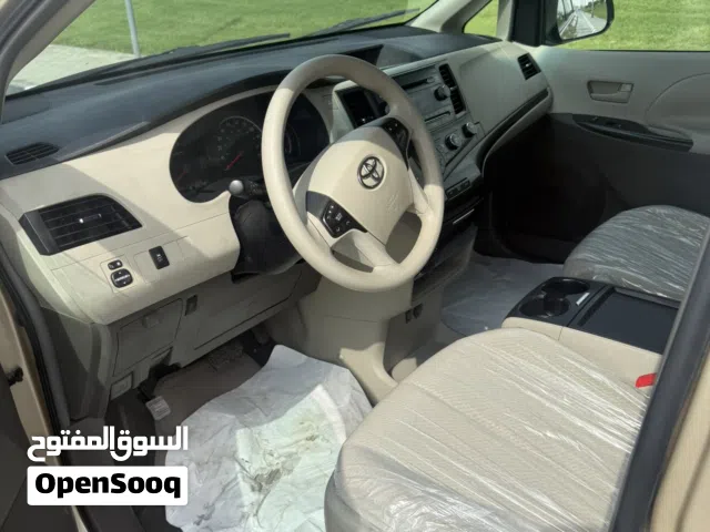 2011 Toyota Sienna LE