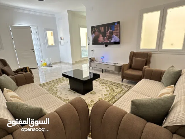 2 Bedrooms Chalet for Rent in Tripoli Al-Baesh