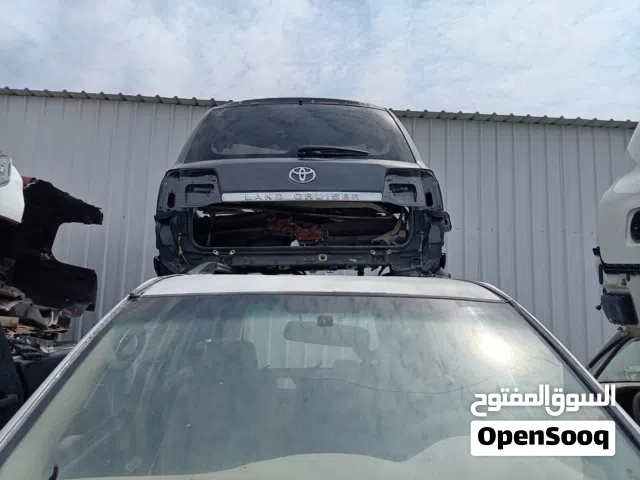 قطع غيار لاند برادو