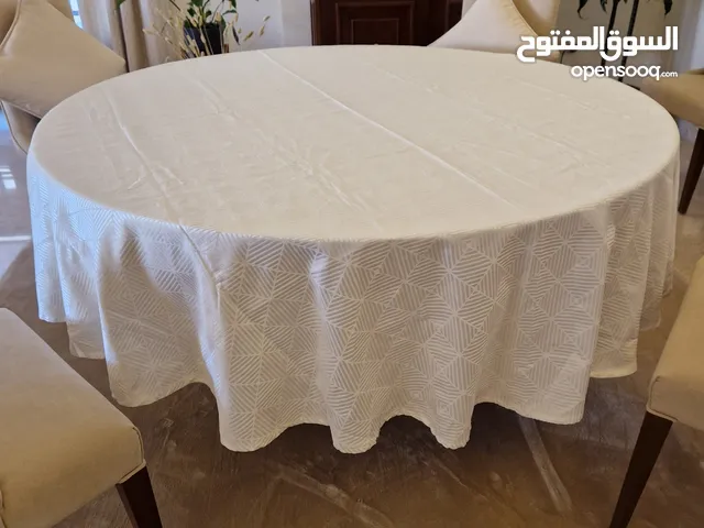 Round brand new tablecloth 228cm شرشف طاولة مستدير