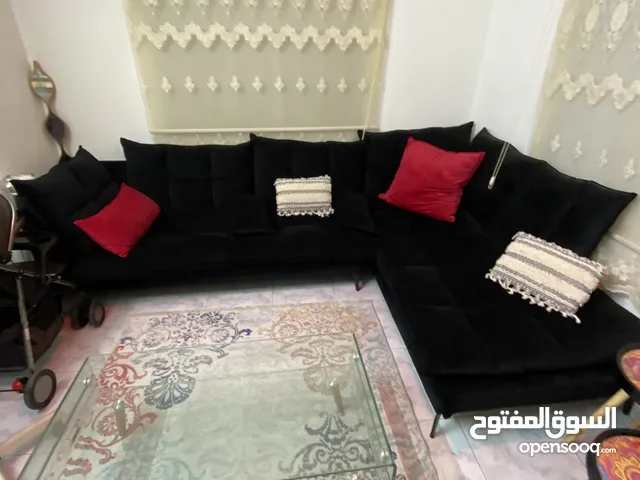 طقم كنباي 4متر مع مفرد من نوع pully نفخ بيجي بحنن مستعمل فترة قصيرة جدا ولا خشط فيه