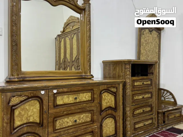 اخشاب غرفة نوم من دون سرير