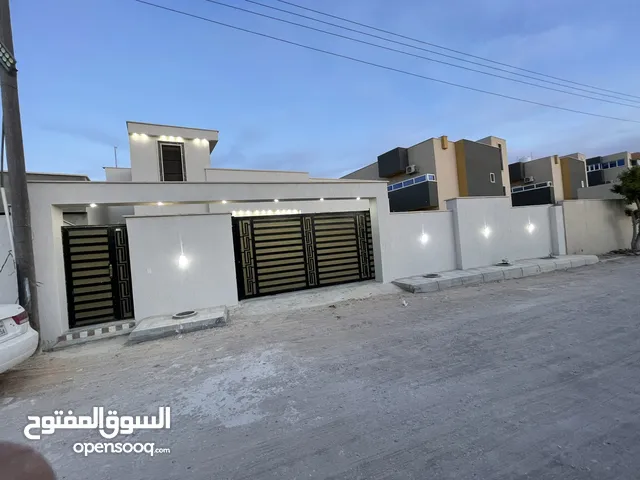 215m2 3 Bedrooms Townhouse for Sale in Misrata Other