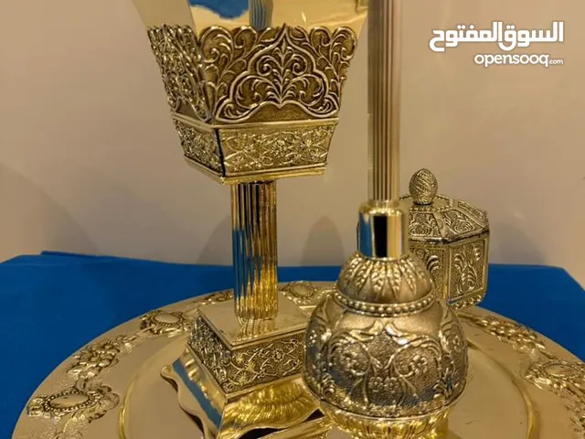 خمس قطع مع بعض