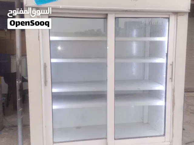 للبيع ثلاجه خدمه ذاتيه للعصائر