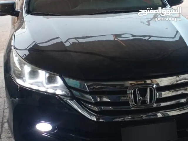 هوندا اكورد 2015 لون اسود هايبرد