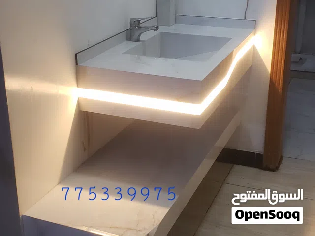 مغاسل معلقه من البرسلان