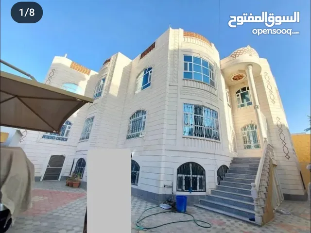 350 m2 More than 6 bedrooms Villa for Sale in Sana'a Bayt Baws