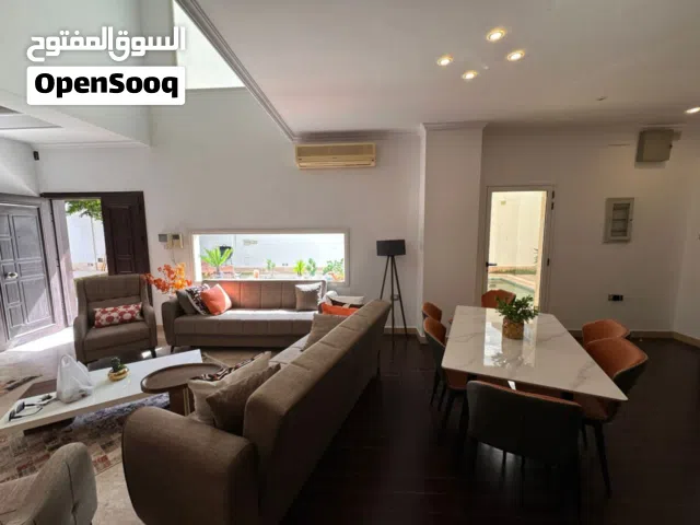 340 m2 5 Bedrooms Villa for Sale in Tripoli Hai Alandalus