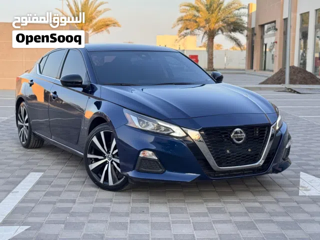 نيسان التيما SR 2022