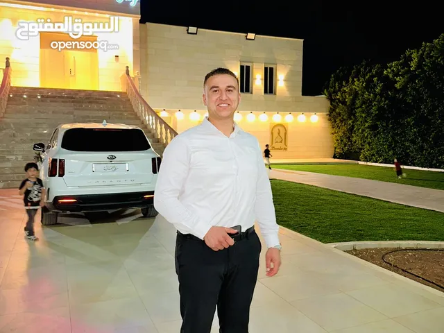Qusay Iyad Awad Ikhzamia