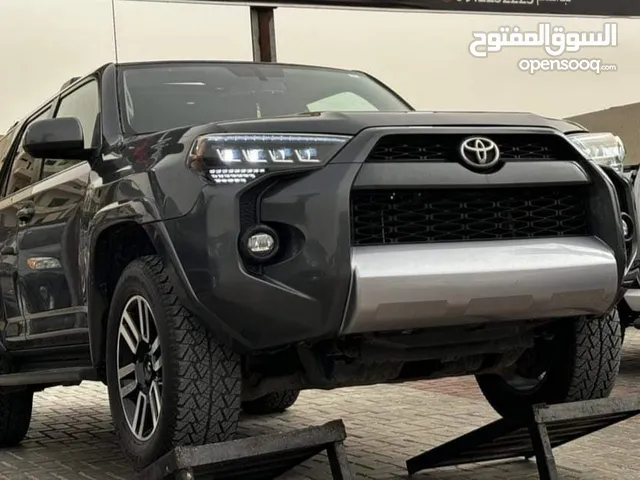 Toyota 4 Runner SR5 in Tripoli