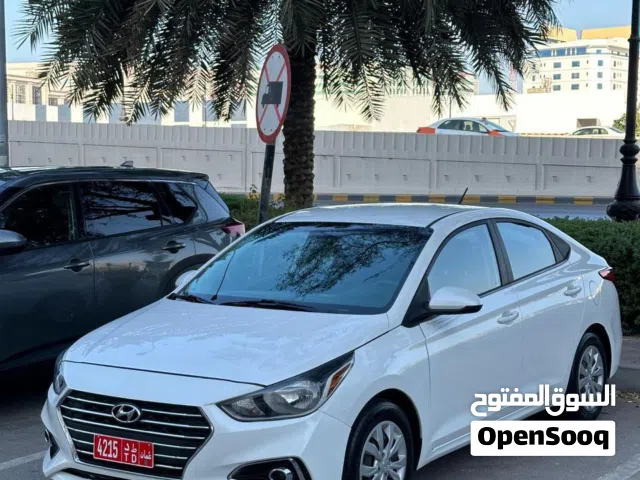 تأجير سيارات في مسقط – يومي وشهري بأسعار تنافسية