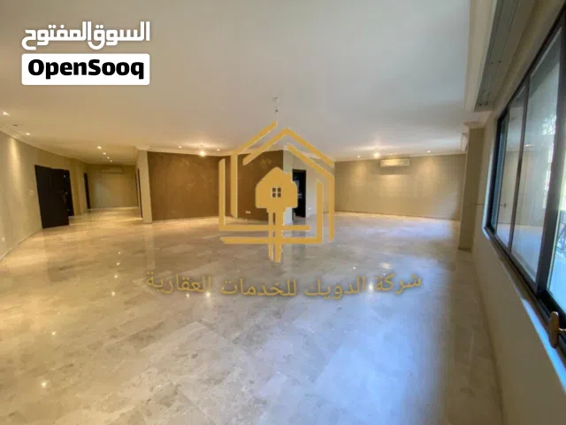 شقة فاخرة - سوبر ديلوكس - الدوار الرابع - 4نوم 2ماستر - 550م - موقع مميز