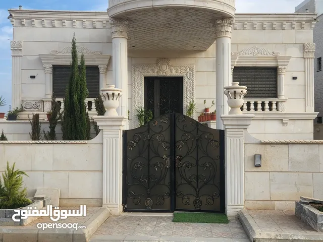 250 m2 3 Bedrooms Villa for Sale in Amman Sahab