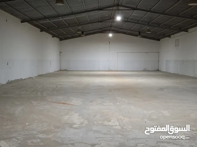 هنجر للايجار فى عين زارة 525 متر