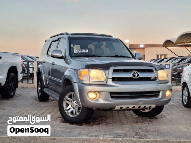 تيوتا سيكويا2005 ازواق دار خاليه من الحوادث رباعية شاصي ممتاز خالي من البخ والترميل