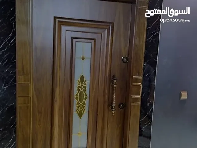 أبواب وغرف مضادة للسرقة