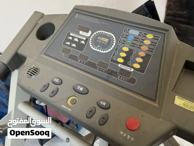 سير رياضي ماركة كوريه