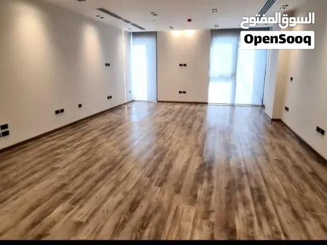 مكتب إداري للإيجار – 65 متر – داخل كمبوند هايد بارك