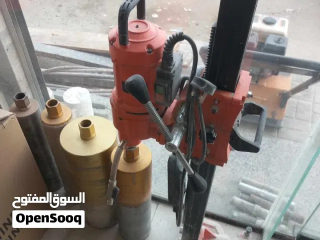أعمال فنية بمعدات حديثة قص خرسانه بليزر تخريم خرسانه بليزر  هدم تكسير لياسه مساح مباني تركيب سيراميك