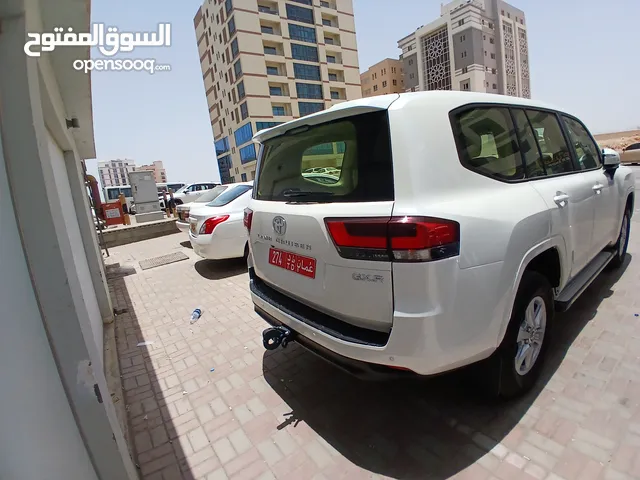 2025 تايوتا لاندكروزر في صلاله