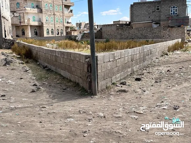 ارضيه على شارع الاربعين نادي الفروسيه
