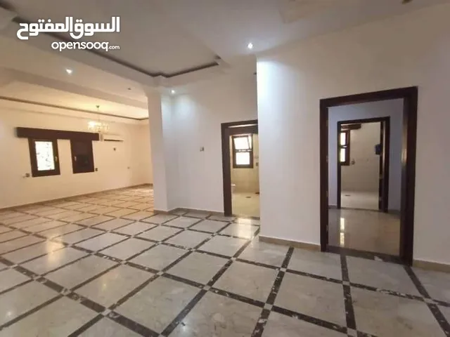 600m2 More than 6 bedrooms Villa for Rent in Tripoli Bin Ashour