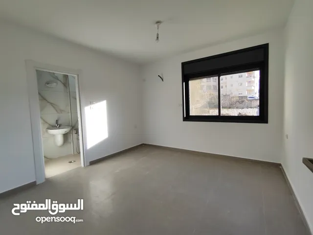 110 m2 2 Bedrooms Apartments for Rent in Ramallah and Al-Bireh Ein Musbah