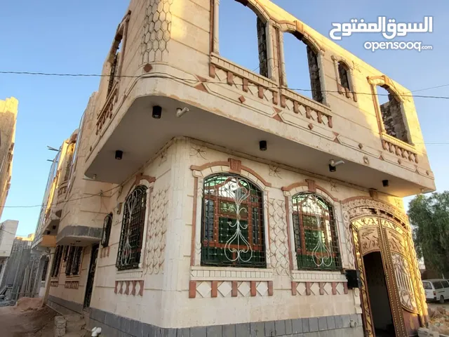 150 m2 4 Bedrooms Townhouse for Sale in Sana'a Ar Rawdah