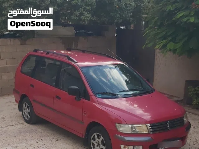 2005 Mitsubishi Space Wagon
