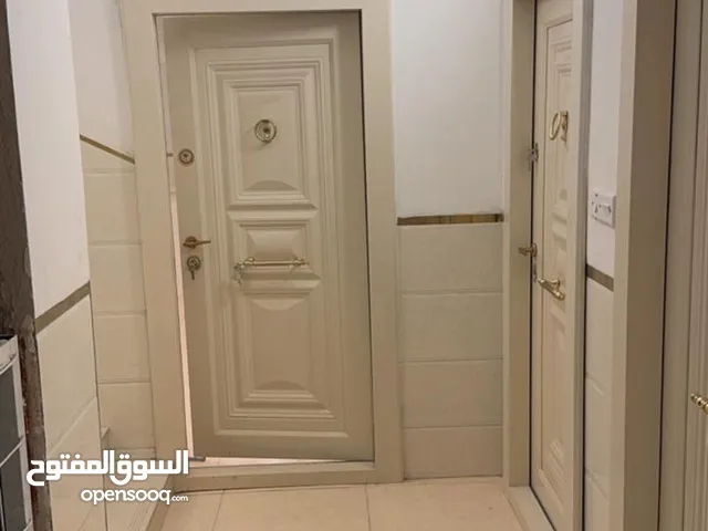 شقه للبيع جديده الكرادة
