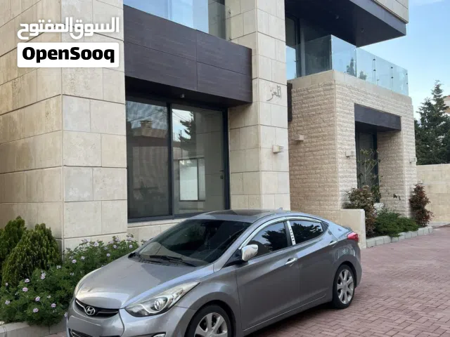 2012 Hyundai Avante Limited